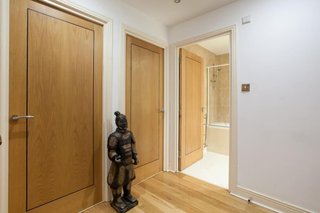 Amazing Location Near St Paul's - Sleeps 4 Appartamento